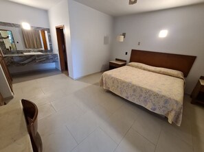 Standard Room | Desk, laptop workspace, free WiFi, bed sheets