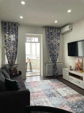 Blendingsgardiner og strykejern/-brett