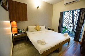 Habitación superior | 1 habitación, ropa de cama de alta calidad y escritorio 
