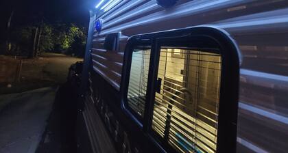 Cozy RV Getaway for Couples!