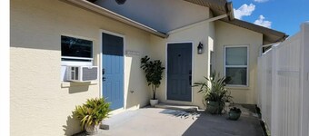 Amazing Private Suite Large Bathroom 3.3mi to Beach Close 2 Everything Updated 
