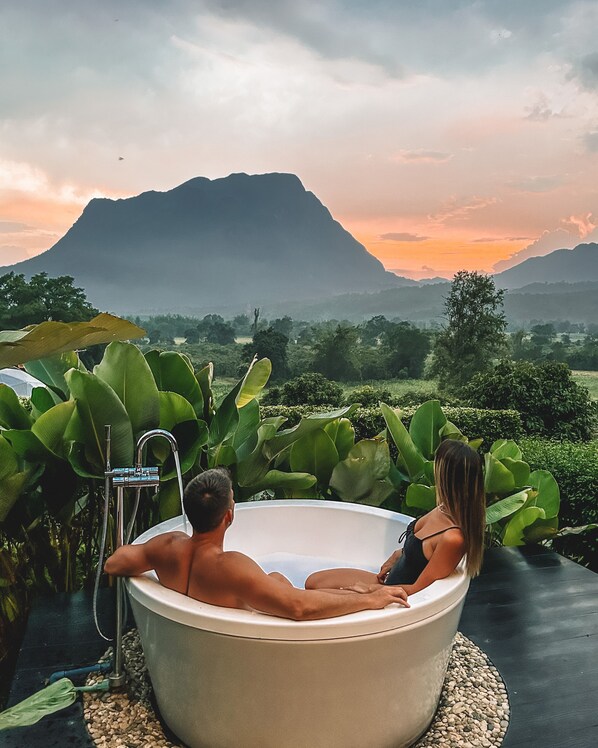 Honeymoon H1 | Dypt badekar