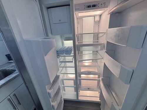 Old Florida Fishing Cottage See The Water From Living Room on Imperial River