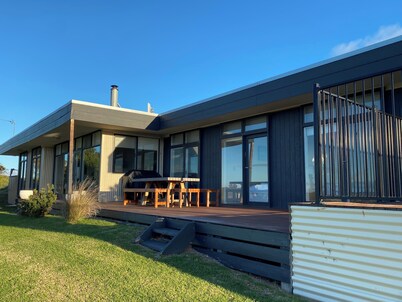 Beach and bush. Ideal peaceful getaway for families or couples.