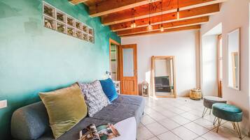 Televisión de pantalla plana de 21 pulgadas con canales por cable