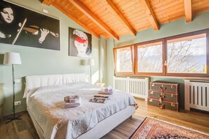 Casa familiar, varias habitaciones, 2 baños (Faby House On Hilly Area & Lake View) | 3 dormitorios, wifi gratis, ropa de cama