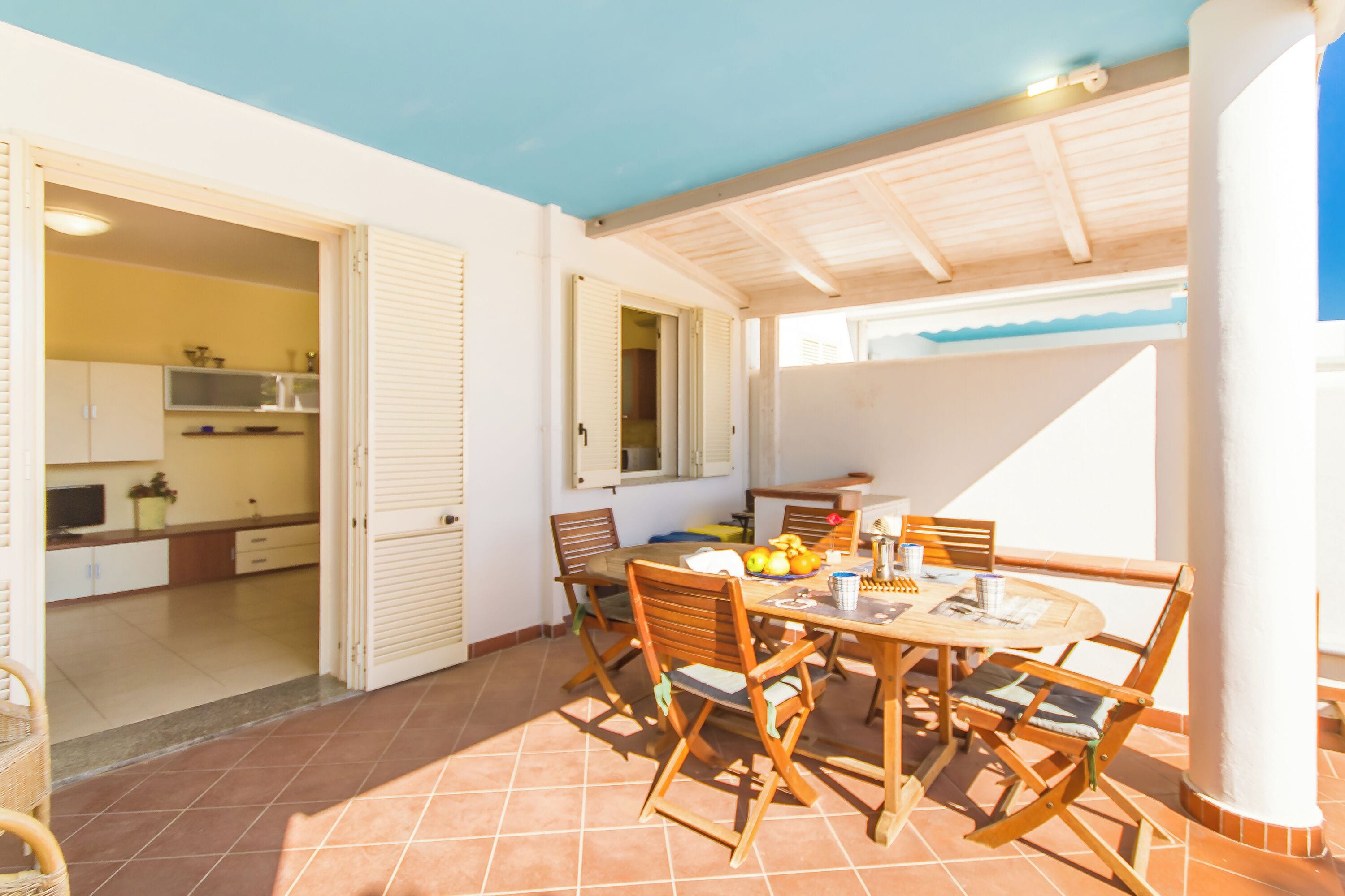 Family House, Multiple Bedrooms, 2 Bathrooms (Villetta Relax with pool in residence) | Outdoor dining