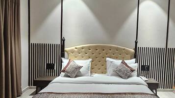 Una scrivania, Wi-Fi gratuito