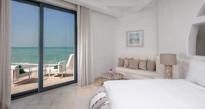 Anantara Retreat Santorini Abu Dhabi - Adults Only