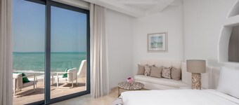 Anantara Retreat Santorini Abu Dhabi - Adults Only