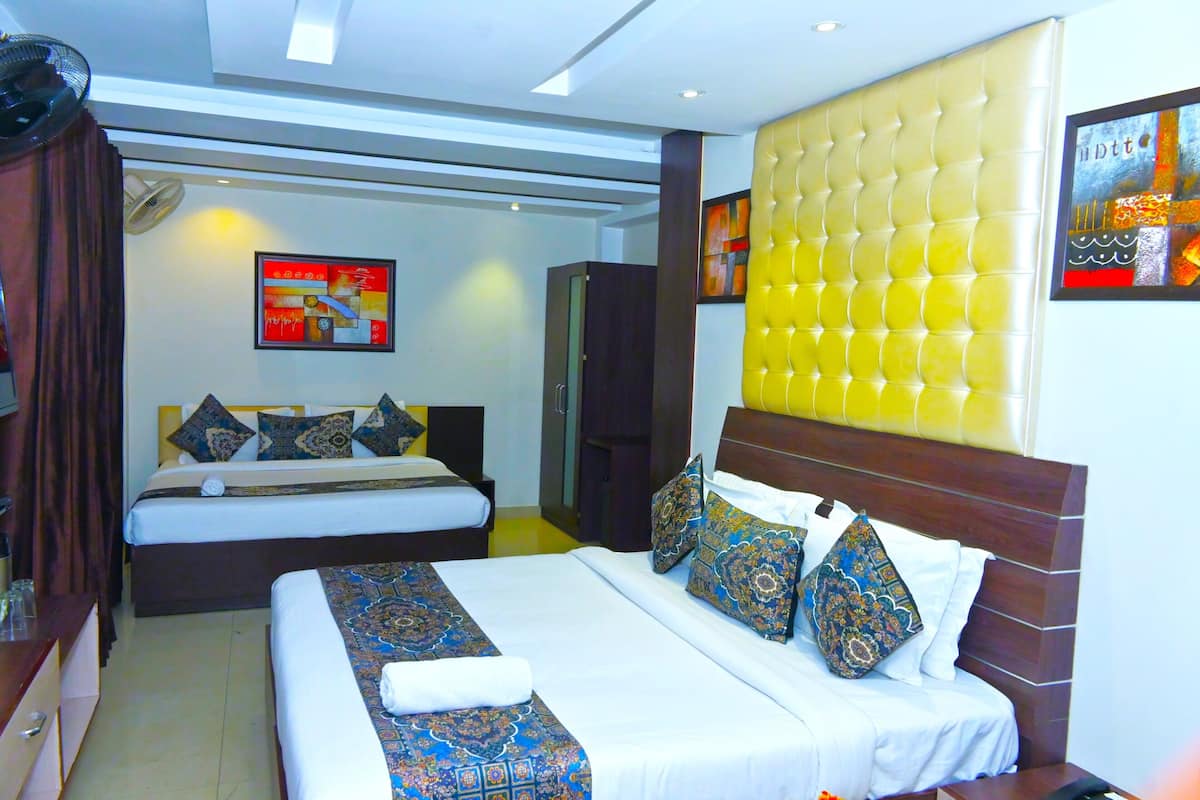 Family Room | 1 bedroom, free WiFi