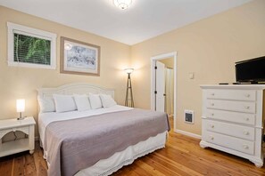 3 Schlafzimmer, Bügeleisen/Bügelbrett, Reisekinderbett, kostenloses WLAN