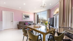 Basic Room, 2 Bedrooms (Poolvilla) | 1 bedroom, free WiFi - Ganghwa Sky Garden Poolvilla (Incheon)