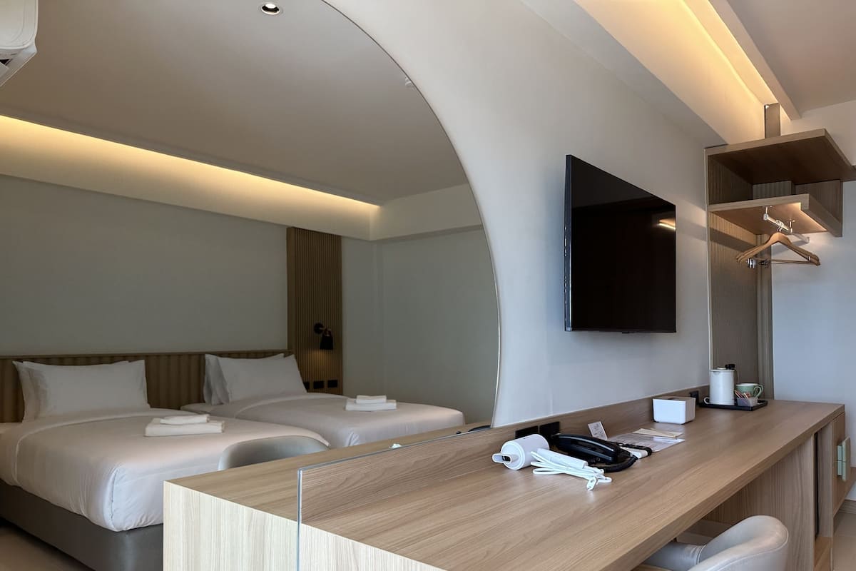 1 habitación, cortinas blackout, wifi gratis y ropa de cama