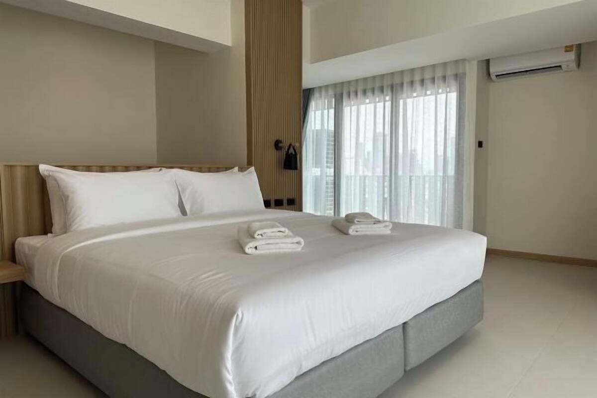 1 dormitori, cortines opaques, wifi gratuïta i roba de llit