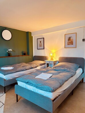 1 bedroom, free WiFi, bed sheets