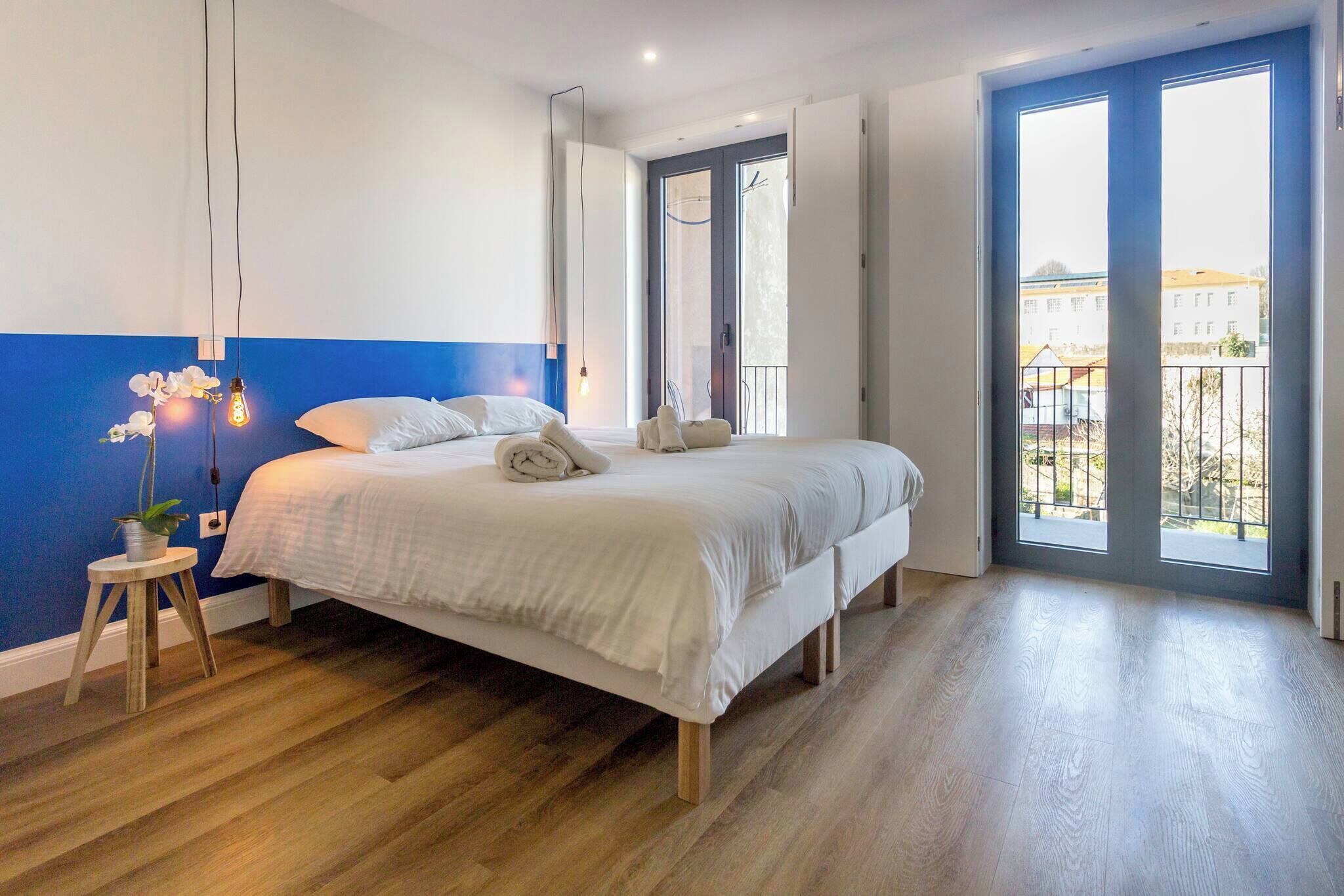 Iron/ironing board, free WiFi