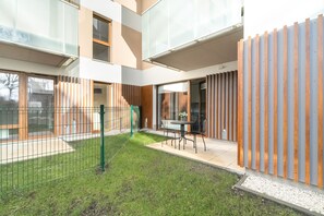 Garden - Studio in Poznań With Garden by Renters (Poznan)