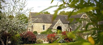 Country cottage with pool and spa, ideal for family vacations!