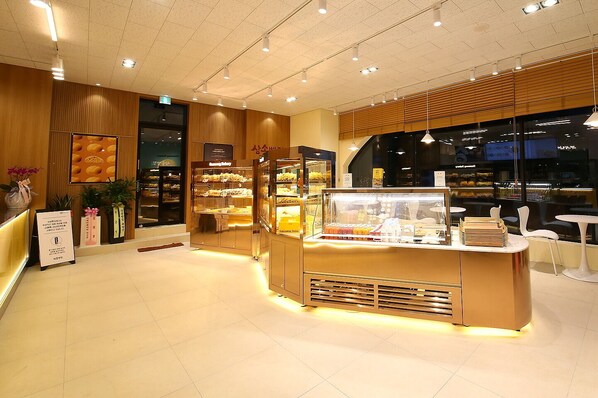 Restaurant - MGM Hotel (Gangneung)