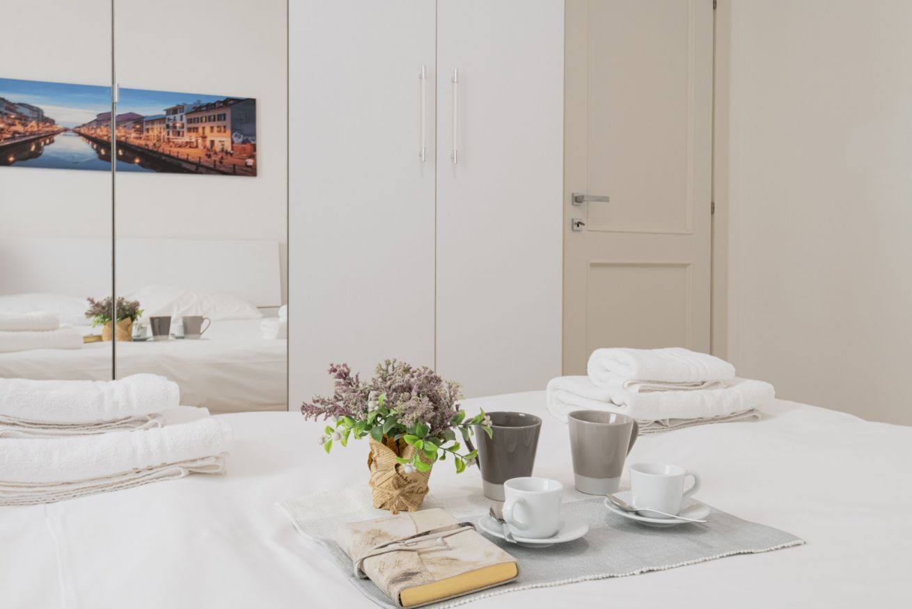 1 habitación, tabla de planchar con plancha, wifi y ropa de cama 