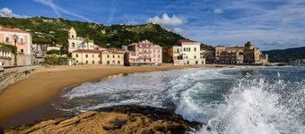 Easylife-Elegant villa between sea and history