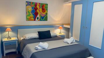 Economy appartement | 2 slaapkamers, een kluis op de kamer, een bureau, geluiddichte muren