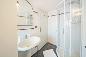 Apartment | Badezimmer