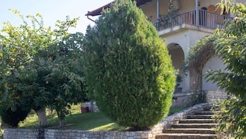Villa, Smoking | 4 bedrooms