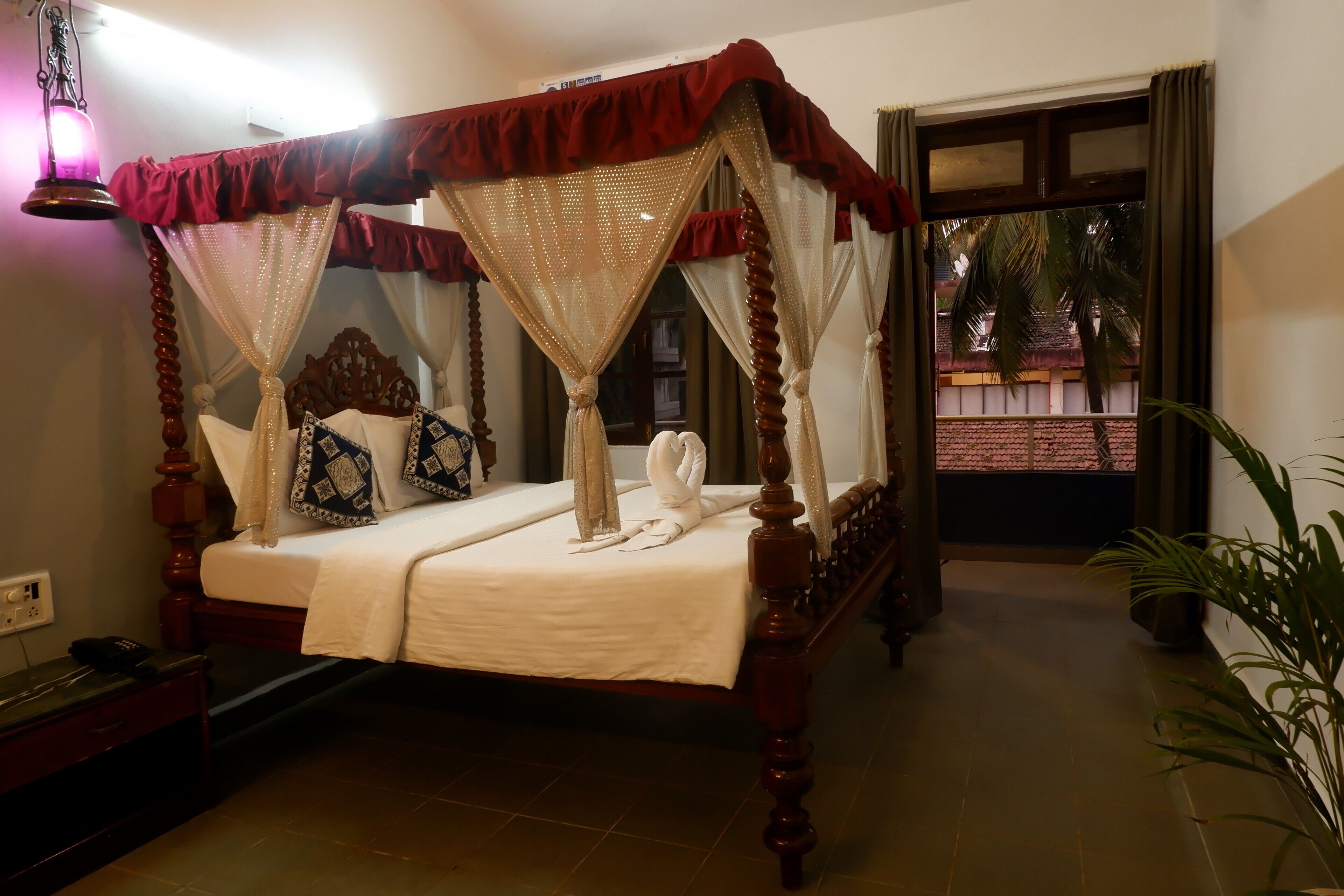 Deluxe Double Room | Free WiFi, bed sheets