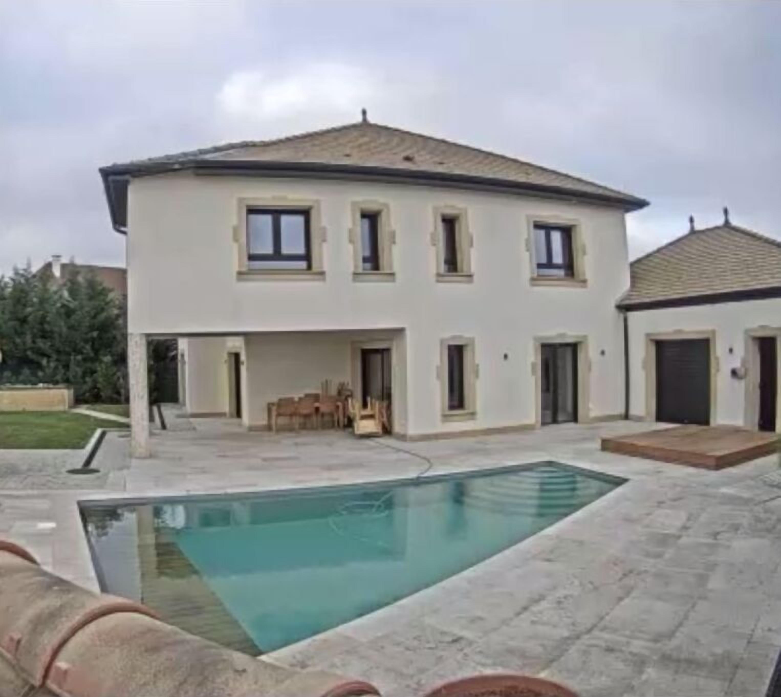 室外泳池、暖水池