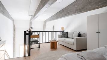 Premium Apartment | 1 bedroom, premium bedding, individually decorated