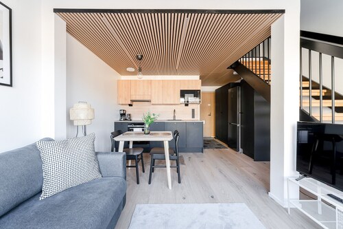 Fabulous & Historical Top Floor Loft in Pyynikki