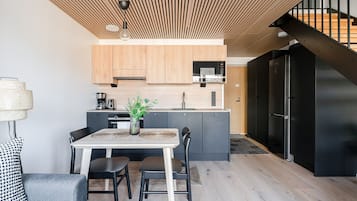 Premium Apartment | In-room dining