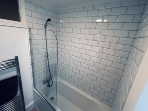 Bathroom - Brighton Beach House (Brighton)