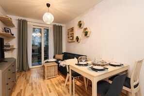 Apartment, Smoking | 1 bedroom