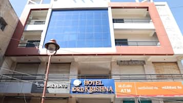 Πρόσοψη καταλύματος