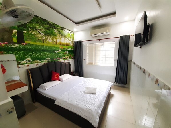 Deluxe Double Room - Tam My Hotel (Ho Chi Minh City)