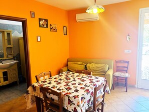 Interior - Villa VIRGINIA in Torre Pali from 4 to 6 places (Torre Pali)