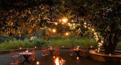 Lemon Tree Wildlife Resort Kanha