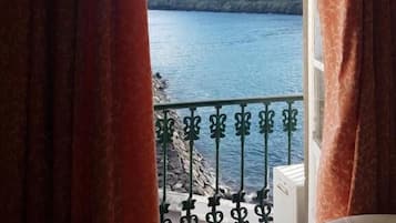 1 bedroom, desk, laptop workspace, free WiFi