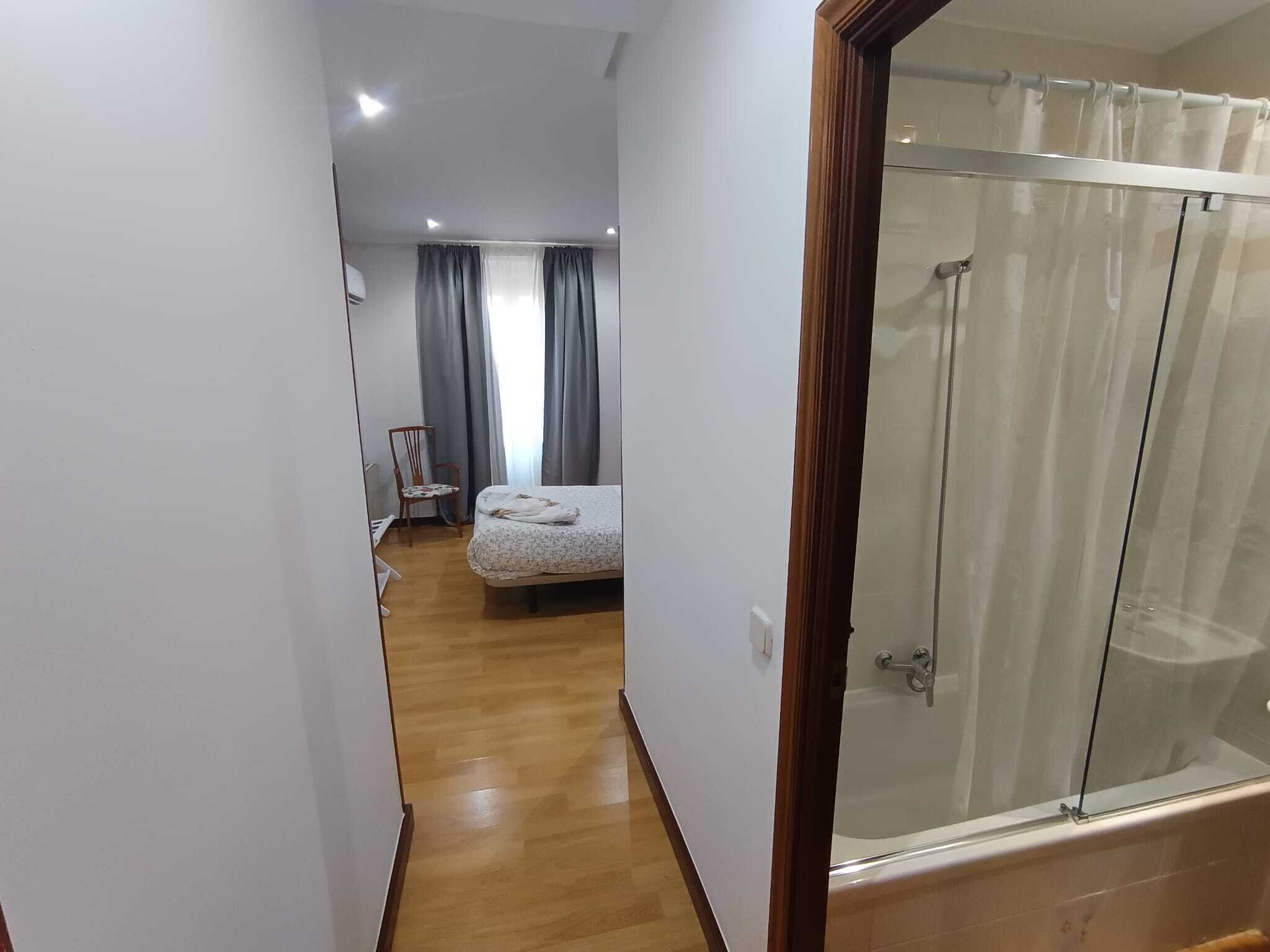 Basic Double Room, Ensuite | Blackout drapes, free WiFi, bed sheets