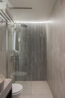 Ducha, cabezal de ducha tipo lluvia, artículos de tocador gratuitos