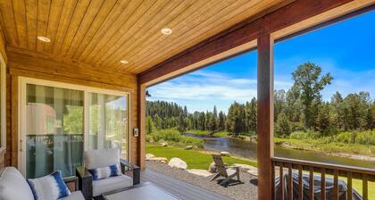 Rivers Bend - Riverfront - Clubhouse w/gym, sauna, pool, hot tub