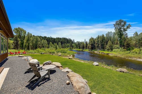 Rivers Bend - Riverfront - Clubhouse w/gym, sauna, pool, hot tub