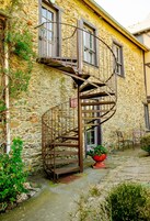 Blackout drapes, free WiFi