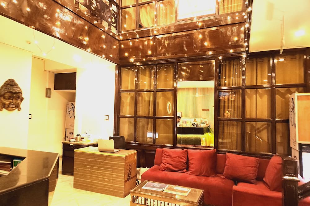 Hotel Multitech Premium