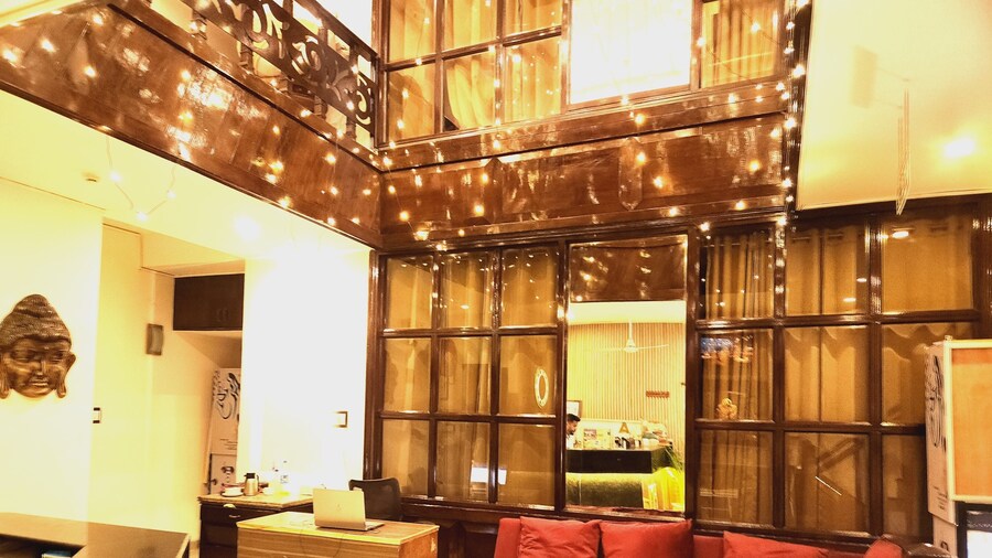 Hotel Multitech Premium