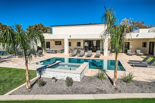 A heated pool - New|Luxury|Resort Yard|Spacious (Scottsdale)