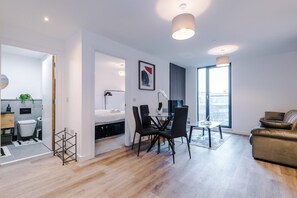 1 Schlafzimmer, Bügeleisen/Bügelbrett, Internetzugang, Bettwäsche